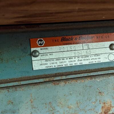 Black and Decker table saw