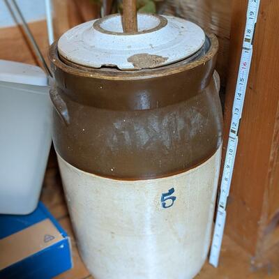 5 gallon Butter Churner, very nice shape with chip in lid only
