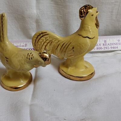 Chicken salt and pepper shakers, just a must