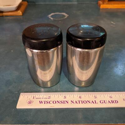 Throw back salt and pepper shakers