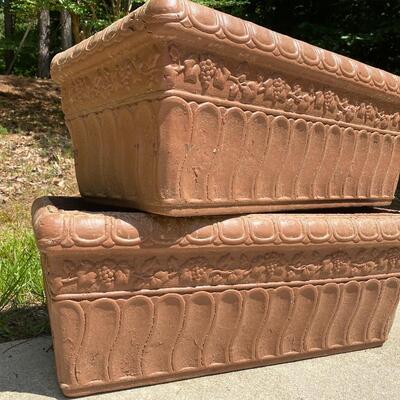 #136 Garden Lite Fiberstone Planters 