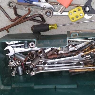 #149 Green Tool Box & Great Contents
