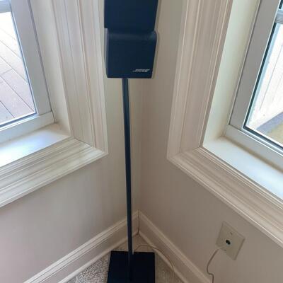 #151 Bose Speakers & ONKYO Stereo System 