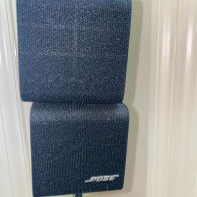 #151 Bose Speakers & ONKYO Stereo System 