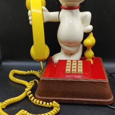 #152 Vintage SNOOPY & WOODSTOCK 1966 PHONE - PUSH BUTTON 