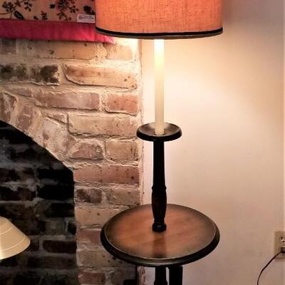 Lot #191  Vintage Colonial Style Floor lamp in working condition.
