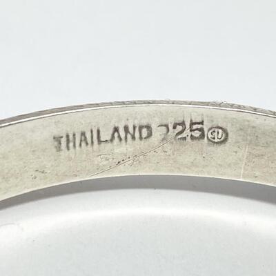 VINTAGE STERLING SILVER HINGED BANGLE