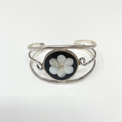 SILVER TONED AND INLAID MOTHER OF PEARL FLOWER CUFF BRACELET