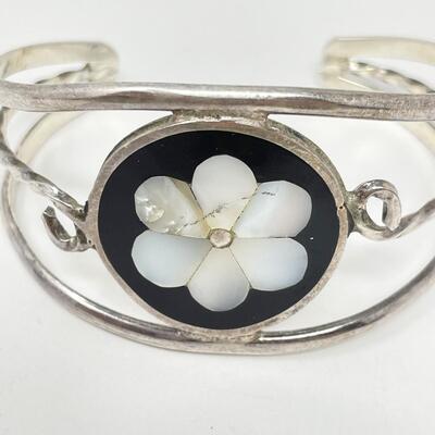 SILVER TONED AND INLAID MOTHER OF PEARL FLOWER CUFF BRACELET
