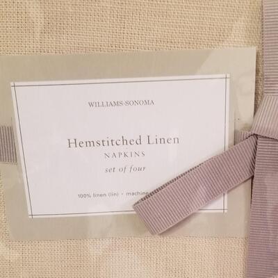Lot #204  Williams-Sonoma Linen Napkins - new in package