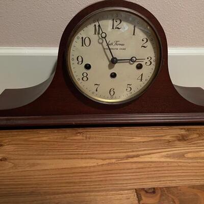 Seth Thomas Mantle Clock (no key)