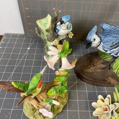 #9 Collection of Birds; Ceramic. 