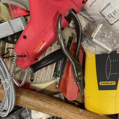 #158 Tray of Tools: Stud Finder, Putty Knife & Glue Gun 