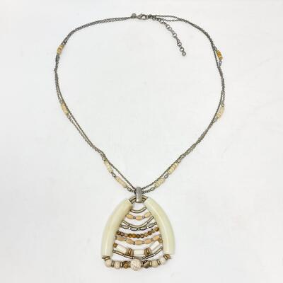 CHICOâ€™S BEADED FAUX IVORY NECKLACE 