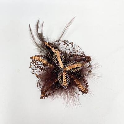 BROWN SEQUIN FEATHER PIN/BROOCH