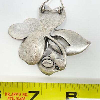 CHICOâ€™S RED AND SILVER TONED FLORAL NECKLACE