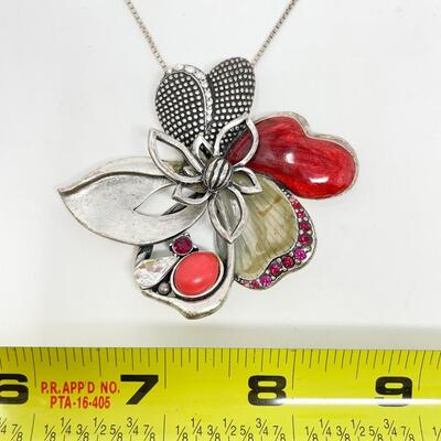 CHICOâ€™S RED AND SILVER TONED FLORAL NECKLACE
