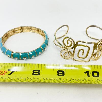 GOLD-TONED BRACELET BUNDLE