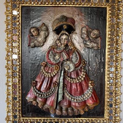 Item 2. RARE Tabladilla  Virgin of Guápulo, with angels, painted carved relief in wood, Madonna and child. Circa 1700.