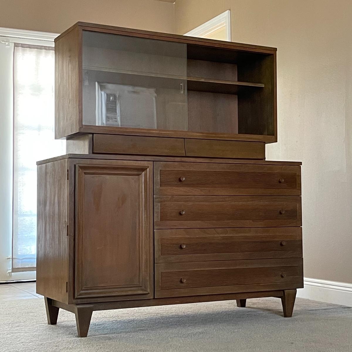 Vintage 2Piece MCM China Hutxh