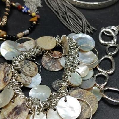 #162 Beautiful Large Lot of Costume Jewelry