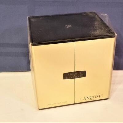 Lot #211  New, unused Lancome Absolue l"Extrai (France)