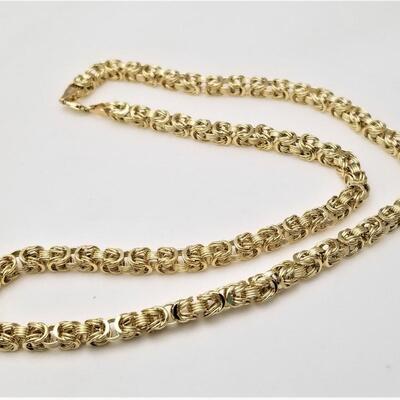 Lot #214  14kt Yellow Gold Necklace - Beautiful!