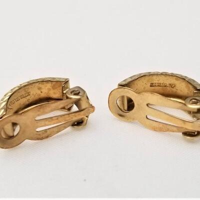 Lot #218  14kt Gold Clip Earrings