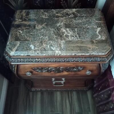 Queen Bed Set