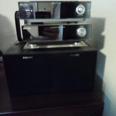 Phillips Stereo system