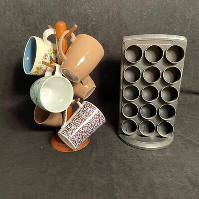 Lot 2  Breville K-cup Storage Tower and Tree of Mugs