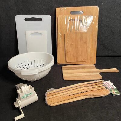 Lot 10  Cutting Board and misc