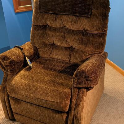 Power Chair, super clean and like new