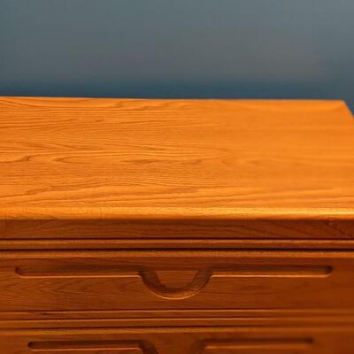 Handy dresser