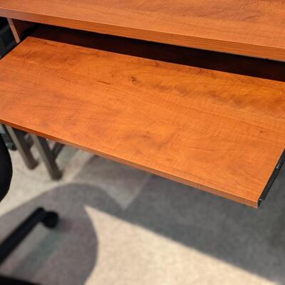 Computer desk