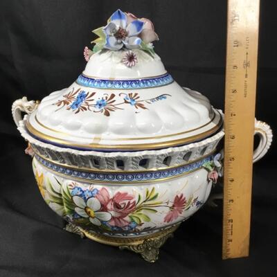 Ornate Floral Large Soup Tureen Casserole Serving Bowl