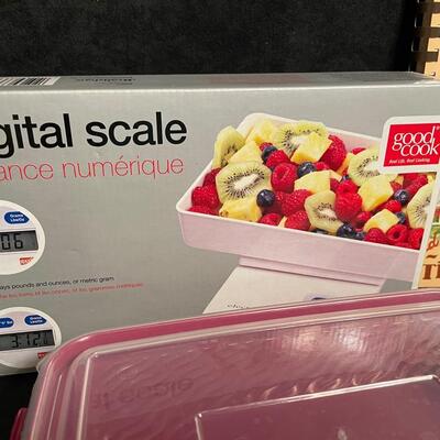 Lot 22  Digital Food Scale, Veggetti and Kitchen Misc