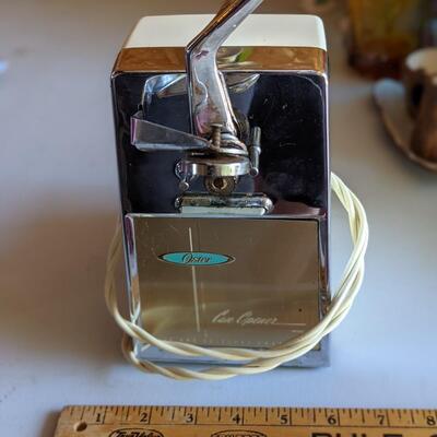 Oster can opener, rarely used