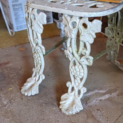 Cast Iron patio seat, heavy duty!