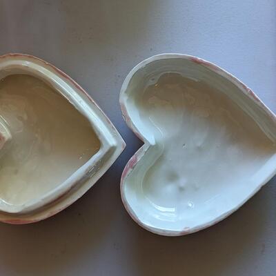 Vintage ceramic container