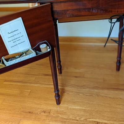 New Home Light Running Sewing Machine, the entire unit is in incredible shape