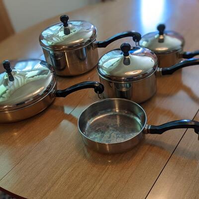 Vintage hardy Farberware pans