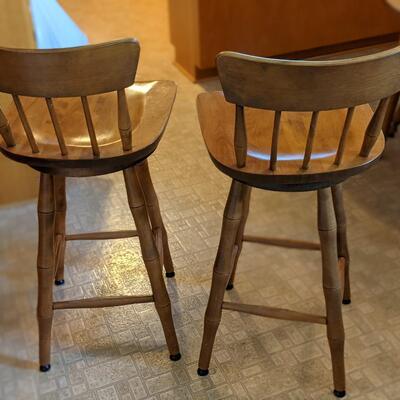2 Sold Maple bar stools, Exc Condition