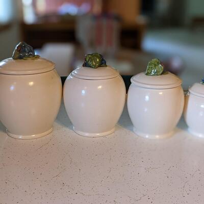 Set of nice Kitchen jars