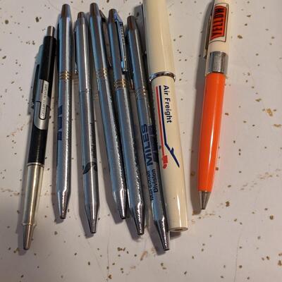 Collection of vintage pens