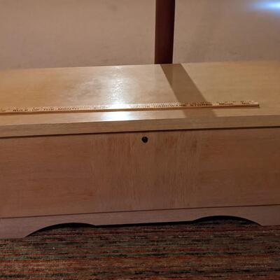 Vintage blond cedar chest, super nice condition