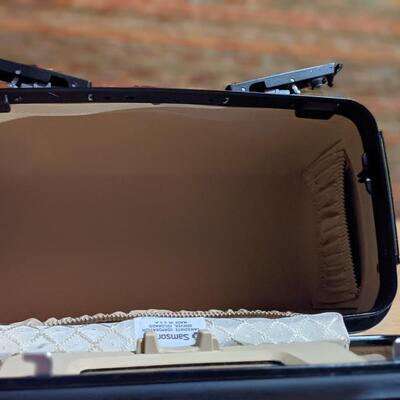 Exc Condition Vintage Samsonite cosmetic suitcase