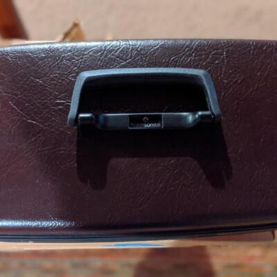 Exc Condition Vintage Samsonite cosmetic suitcase