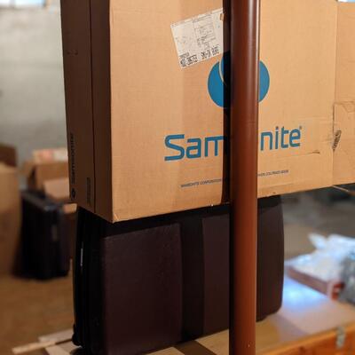 Exc Condition Vintage Samsonite cosmetic suitcase
