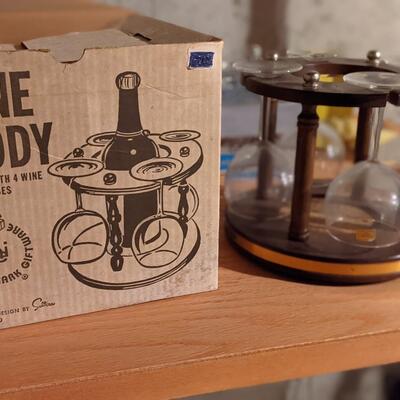 NIB Wine caddy